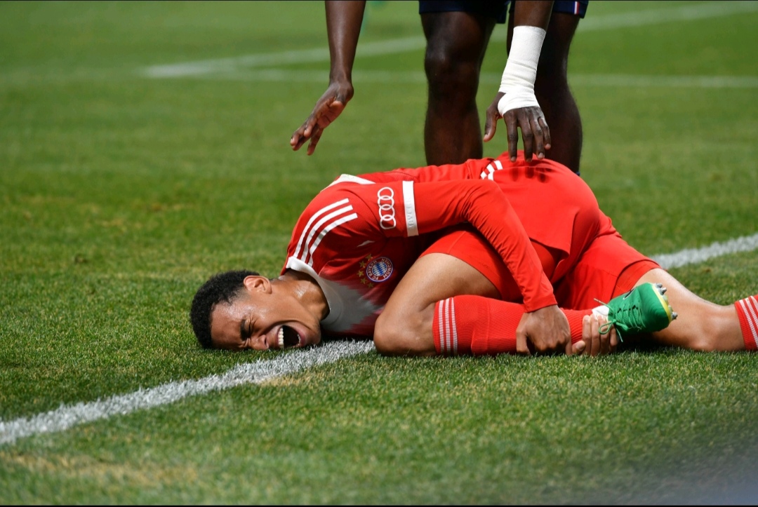 拜仁完胜那不勒斯，内马尔状态火热