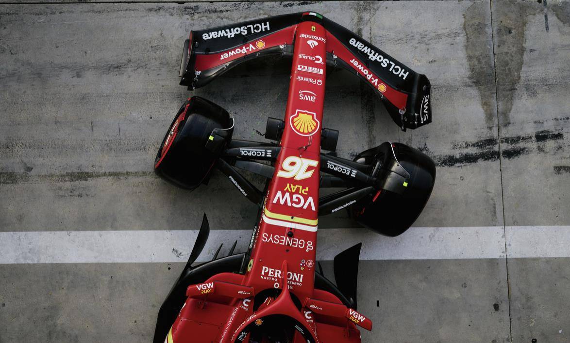 阿斯顿马丁鏖战梅赛德斯，诺里斯点燃赛场