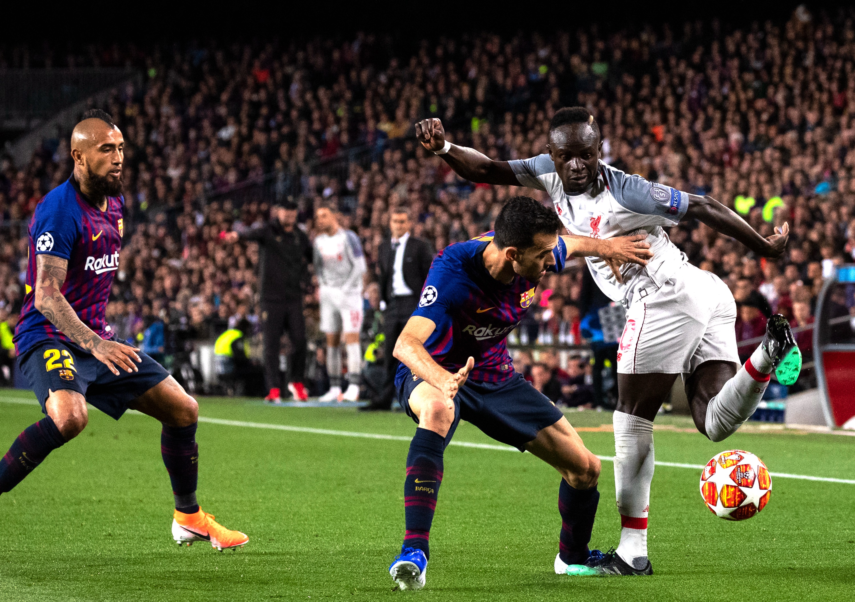 球员们在赛场上展现出色表现