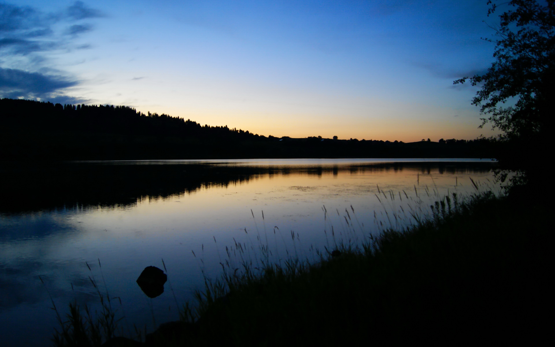 爱游戏-绝境中的烟火，当李梓嘉点燃赛场，中国队险胜丹麦队