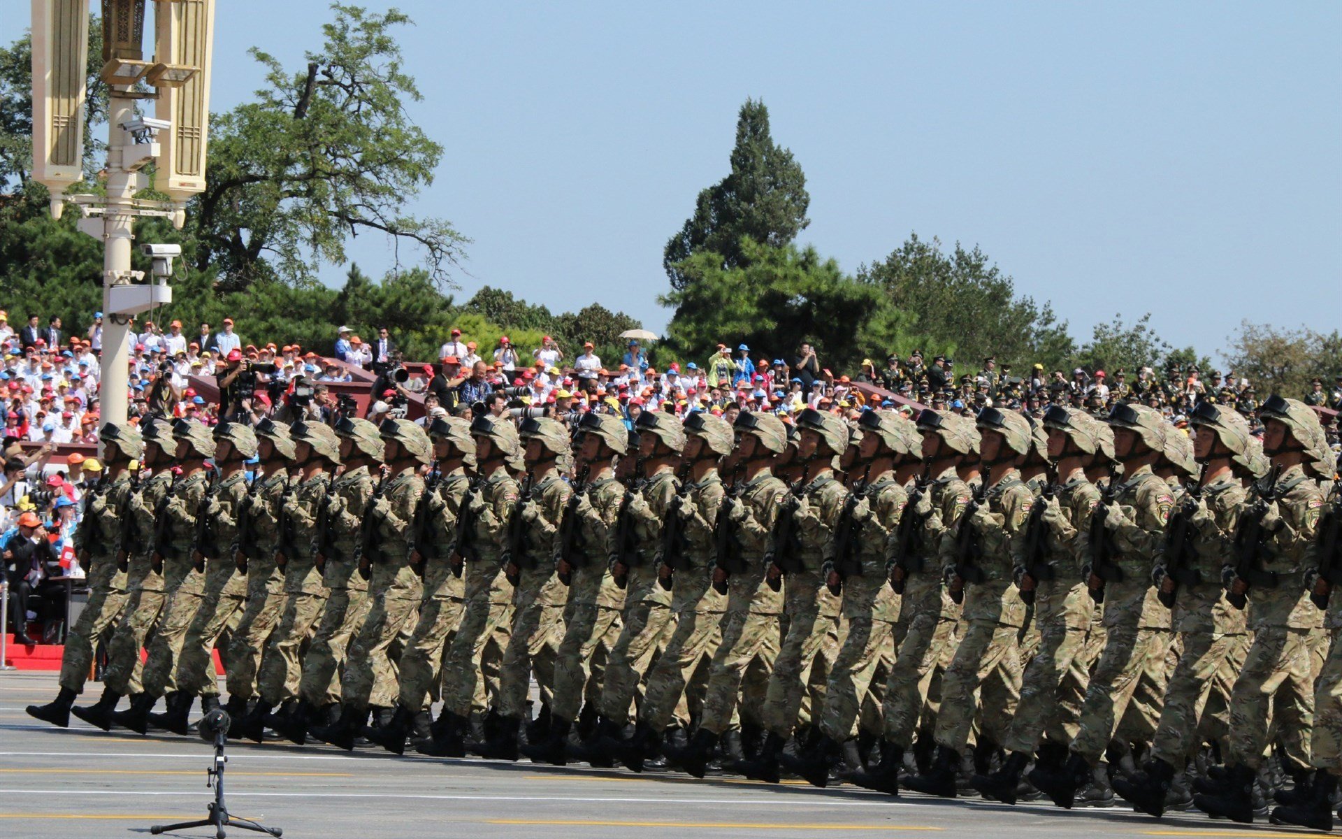 时间裂隙中的对决，当开拓者误入东决，文班亚马从未来接管战场