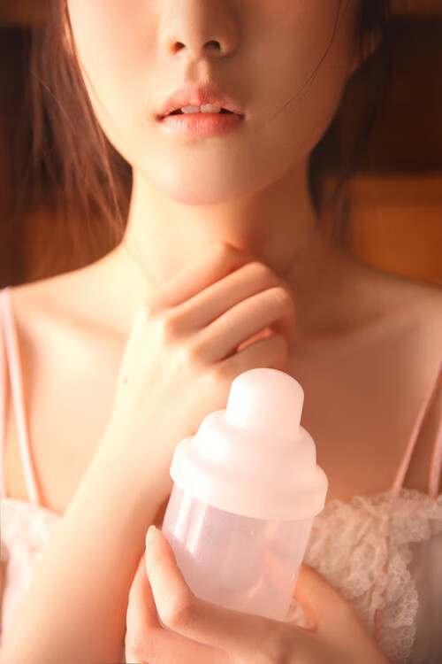 实时排名骤变!英格拉姆在湖人热火鏖战中接管比赛,世界排名跃升前五