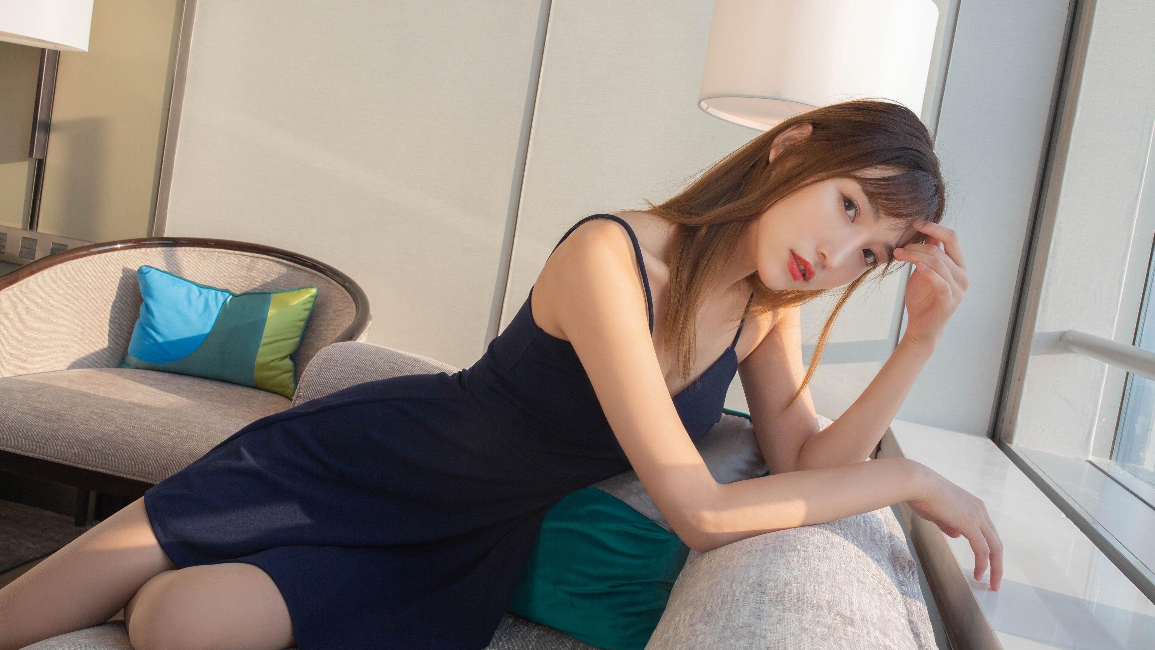 实时排名骤变!英格拉姆在湖人热火鏖战中接管比赛,世界排名跃升前五