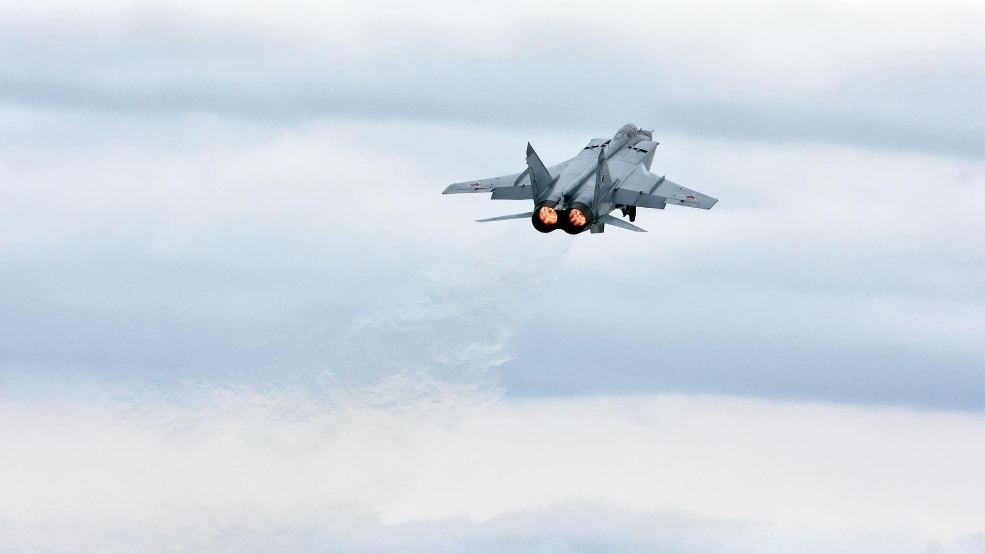 英超争冠暗藏国际战争，埃及连续压制威尔士